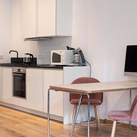 Apartment Mit Parkblick & Massagestuhl ไลป์ซิก ภายนอก รูปภาพ