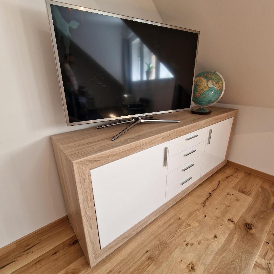 Apartment Mit Parkblick & Massagestuhl ไลป์ซิก ภายนอก รูปภาพ